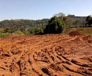 Secretaria de Agricultura segue atendendo com o programa Porteira Adentro