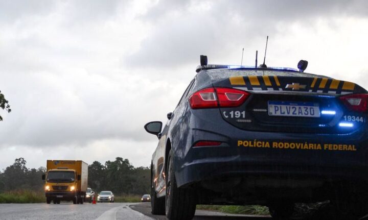 TSE proíbe operações da PRF e PF que afetem transporte público