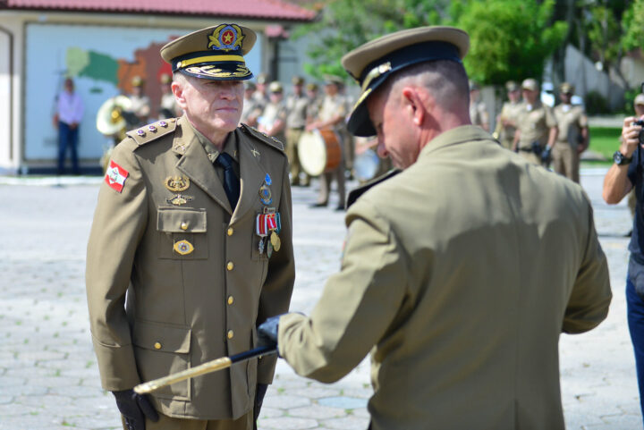 Coronel Pelozato assume o comando geral da Policia Militar de Santa Catarina (1)