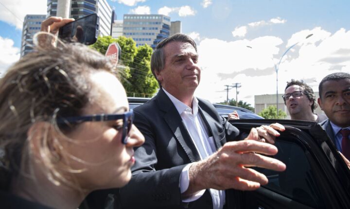 Bolsonaro recebeu R$ 17,5 milhões via Pix, aponta relatório do Coaf