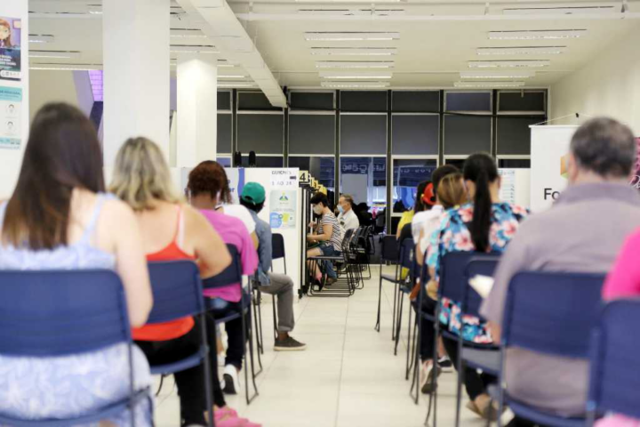 15 mil vagas: Agências do Trabalhador ofertam oportunidades em todo o Paraná