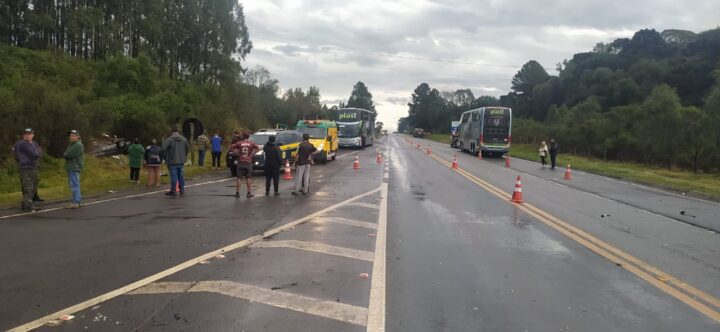 Quatro pessoas morrem em acidente na BR-116, na Serra Catarinense