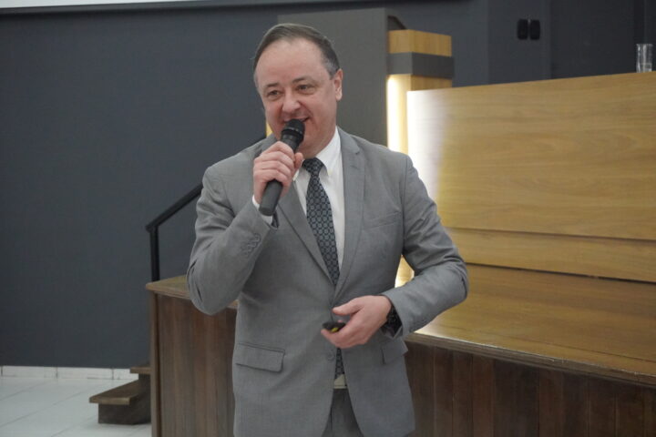 Reitor da UNC e Presidente da Fundação Universidade do Contestado, Luciano Bendlin