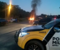 VeÃ­culo pega fogo apÃ³s acidente na PR-151 em SÃ£o Mateus do Sul