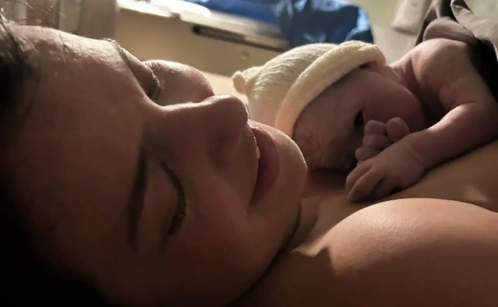 Mãe dá à luz ao tentar assistir show da banda preferida, em Curitiba: ‘Nasceu ao som de Foo Fighters’