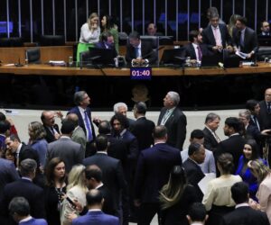 SessÃ£o plenÃ¡ria semipresencial para a votaÃ§Ã£o de diversas propostas. Na pauta, o projeto da minirreforma eleitoral que foi votada a urgÃªncia