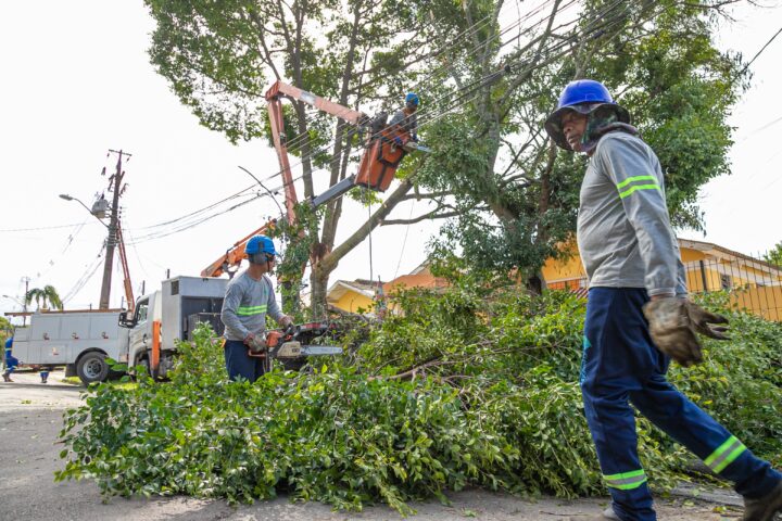 Temporais com ventos fortes afetam rede de energia com cada vez mais intensidade