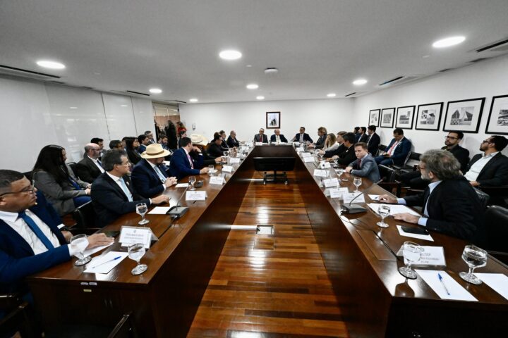 Vice-Presidente da República Geraldo Alckmin durante Reunião com a bancada do Paraná no Palácio do Planalto em Brasília