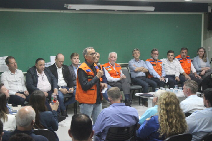 Ministro Waldez Góes, do Desenvolvimento Regional, visita União da Vitória