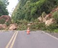 Desmoronamento causa interdiÃ§Ã£o prÃ³ximo Ã  Ponte do Arco