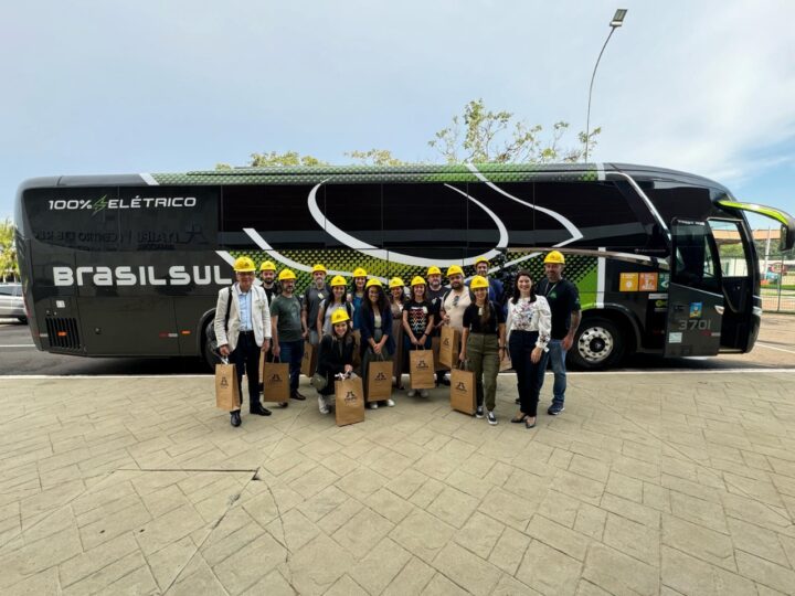 Profissionais de imprensa de todo País participaram da press trip. ADIPR também esteve representada