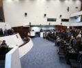 Solenidade ocorreu na noite dessa quarta-feira (10), no PlenÃ¡rio da Assembleia | Foto: Valdir Amaral/Alep