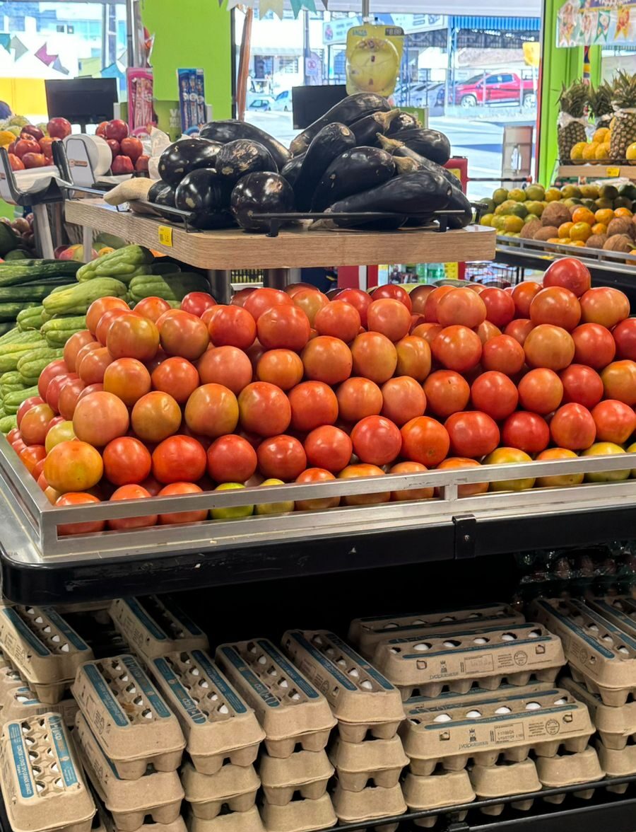 Bahniuk Supermercados reinaugura loja no bairro Rocio