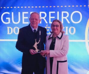 Nilo Trebien recebe prêmio “Guerreiro do Comércio”