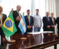 Assinatura ocorreu no SalÃ£o Nobre da Casa, no final da manhÃ£ desta quinta-feira (22) | Foto: Valdir Amaral/Alep