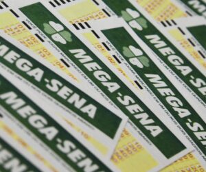 Mega-Sena sorteia nesta terÃ§a-feira prÃªmio estimado em R$ 3,5 milhÃµes