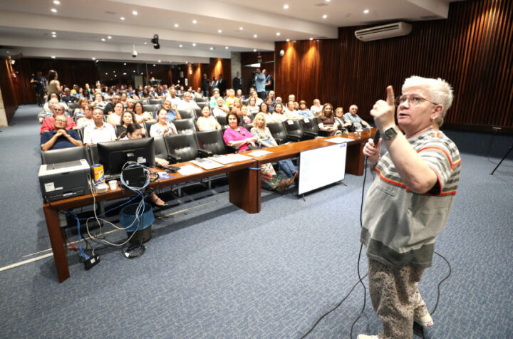 Palestra ocorreu na manhã desta terça-feira (1º), no Plenarinho da Casa | Foto: Orlando Kissner/Alep