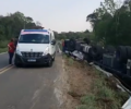 Motorista de carreta fica ferido em acidente na BR-153, em Mallet