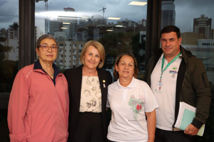 Reunião ocorreu no fim da tarde desta terça-feira | Foto: Orlando Kissner/Alep