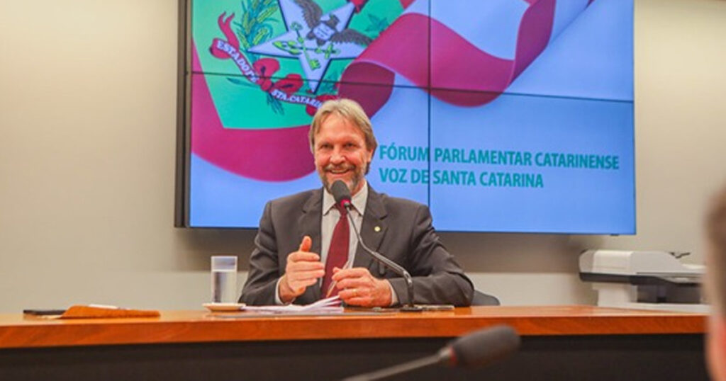 Entrevista: Pedro Uczai, coordenador da Frente Parlamentar Catarinense