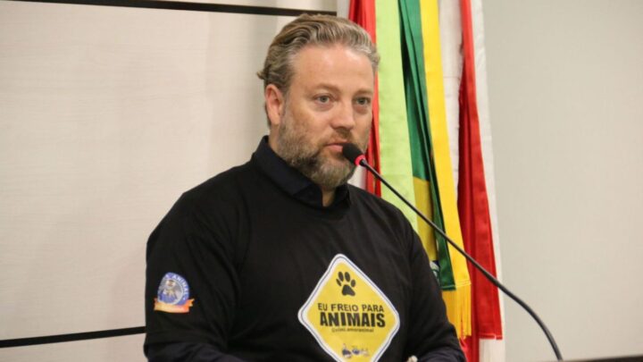 Entrevista: Vinicius Ramos, vereador de São José e vice-presidente da UVESC