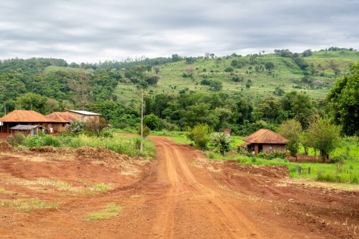 Acesso a comunidade indígena em Diamante D’Oeste, no oeste do Paraná | Foto: Sara Cheida/Itaipu Binacional