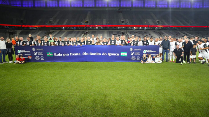 Partida ocorreu na noite desta quarta-feira (19), na Arena da Baixada | Foto: Valdir Amaral/Alep