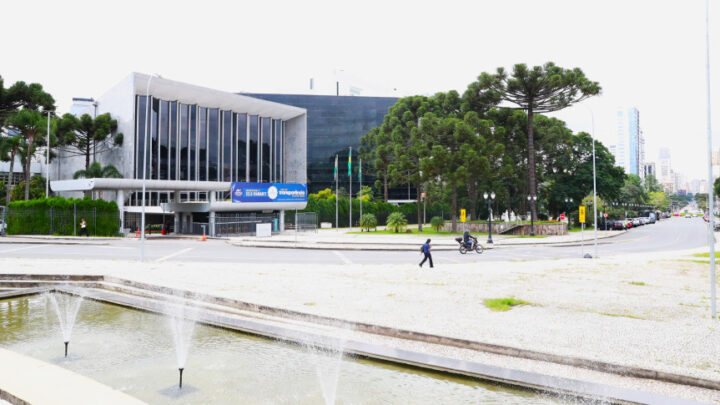 A Assembleia Legislativa do Paraná encerra 2025 com um conjunto expressivo de ações que reforçam o papel institucional do Parlamento | Foto: Valdir Amaral/Alep