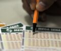 Mega-Sena 2966: sorteio desta quinta pode pagar R$102 milhÃµes