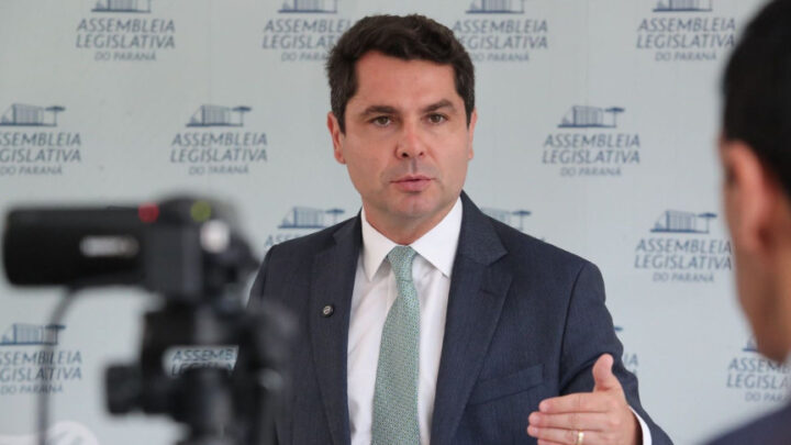 Deputado Alexandre Curi (PSD), presidente da Assembleia Legislativa do Paraná | Foto: Orlando Kissner/Alep