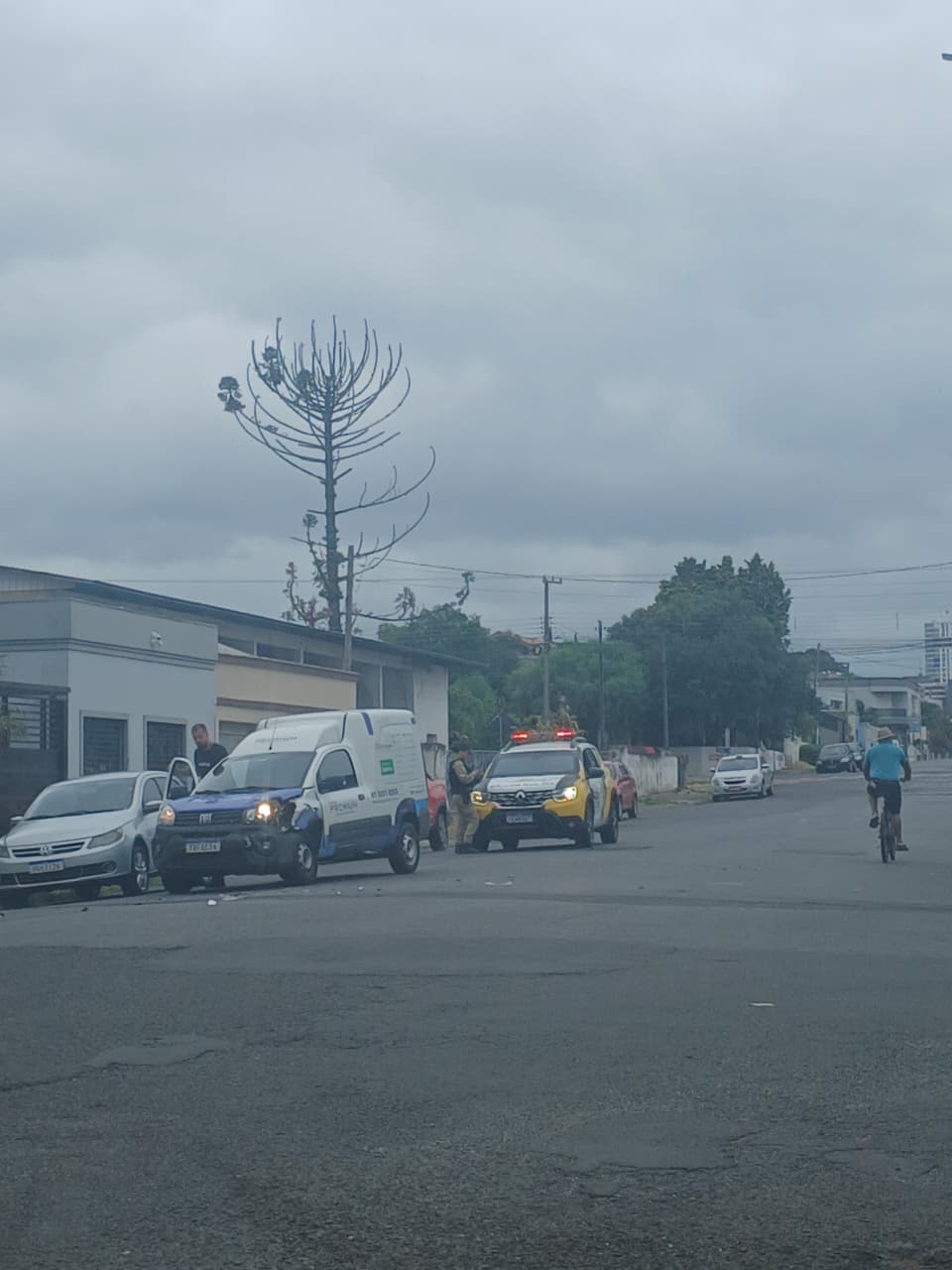 Motociclista fica ferido em acidente no centro de União da Vitória
