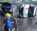 Carro que transportava Ã³rgÃ£os para transplante sofre acidente em SC