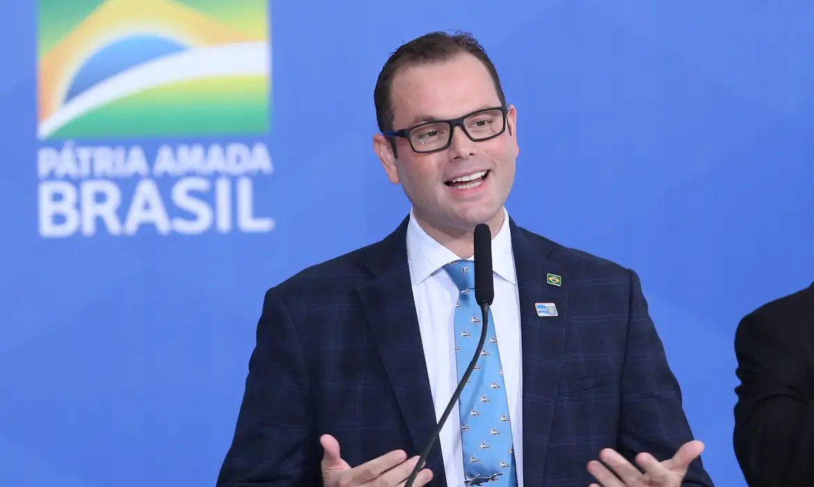 Jorge Seif (PL-SC) mantém mandato de senador por decisão do TSE