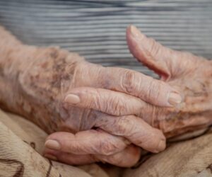 Asilo sob suspeita: dona pode ter usado contas bancÃ¡rias de idosos em CaÃ§ador