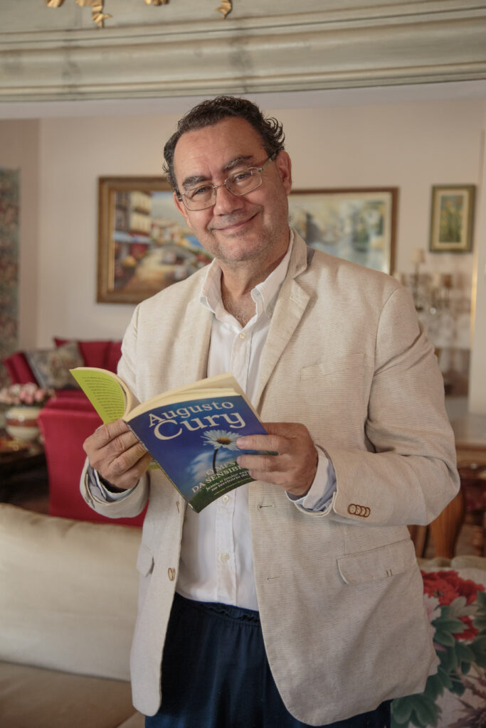 Augusto Cury: quem é o autor que quer ser presidente do Brasil?