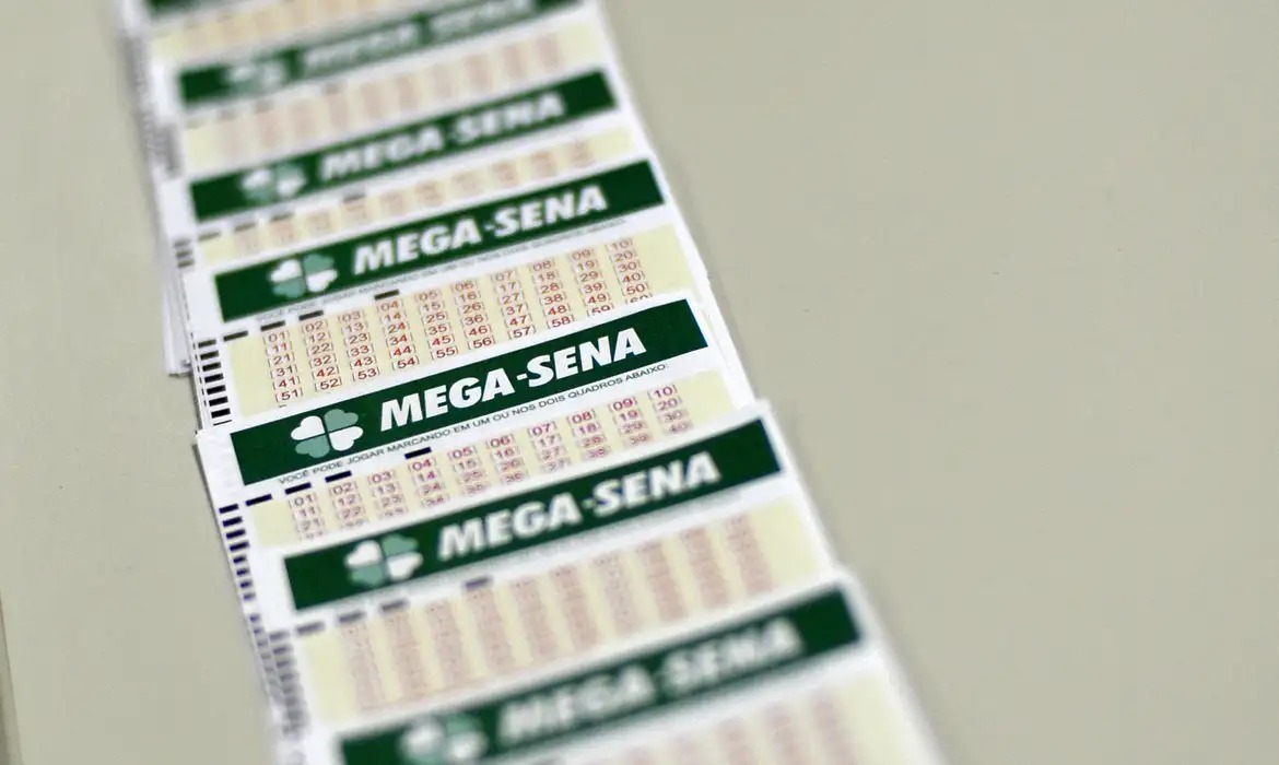 Mega-sena 2997: prêmio acumula e apostas do PR faturam na quina; confira