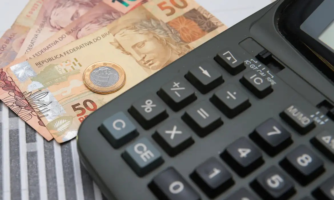 Dinheiro de antigo fundo PIS/Pasep é liberado; veja como sacar
