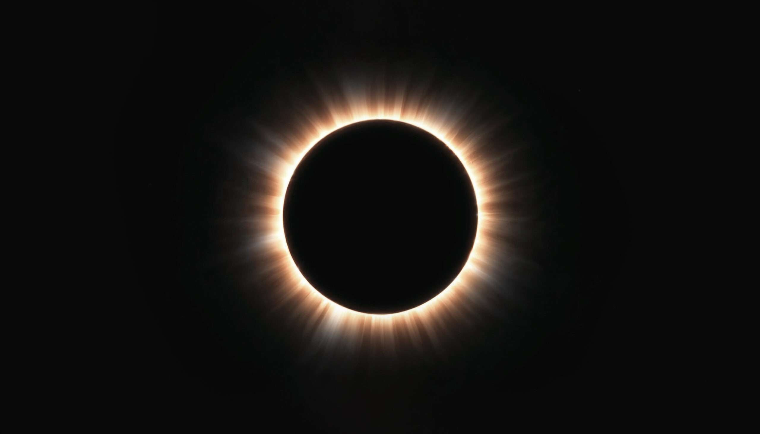 Eclipse mais longo do século vai transformar dia em noite; veja quando