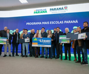 Ratinho Jr assina maior PPP da educaÃ§Ã£o do Brasil para construir 40 colÃ©gios