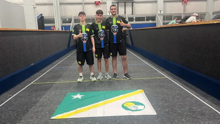 Equipe de bocha masculina de Pato Branco venceu Cascavel por 2 a 0 na estreia dos Jogos da Juventude do Paraná | Foto: Reprodução/Diário do Sudoeste