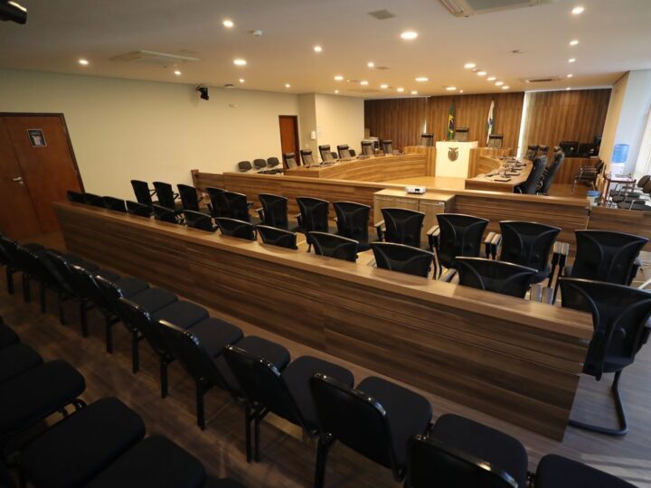 Na pauta, a análise de duas propostas do Poder Executivo que preveem créditos de R$ 401,2 milhões para saúde e agricultura e de uma da Defensoria Pública do Estado do Paraná (DPE/PR), que prevê a reestruturação do quadro de pessoal da instituição | Foto: Valdir Amaral/Alep